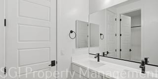 3746 N Shenandoah Gallery 39