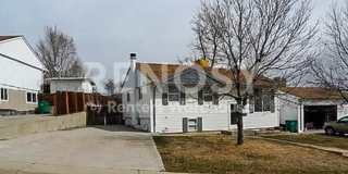5 Bed 2 Bath | Denver Home Gallery 1