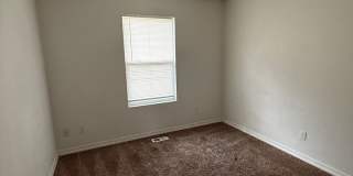 225 Hudson Ave Gallery 8