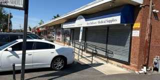 1940 DELMAR Drive Gallery 1