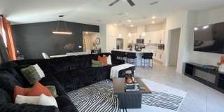 7223 Hawkes Bend St Gallery 6