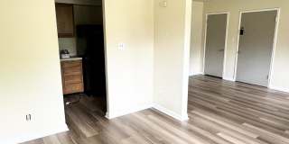 701 Greenwood Avenue -4 Gallery 8
