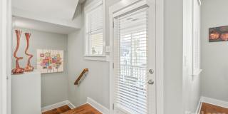 554 Amalfi Drive Gallery 28