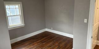 1302 East 12th Street Gallery 9