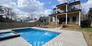 2785 Memorial Drive SE Gallery 22