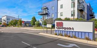 8000 Uptown Gallery 33