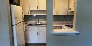 20 Oyster Bay Road unit: Front Gallery 1