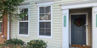 22763 FOUNTAIN GROVE Square Gallery 1