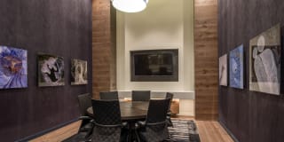 Aperture Gallery 33