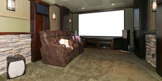 Spacious 5-Bedroom Coeur d'Alene Place Home with Theater Room Gallery 16