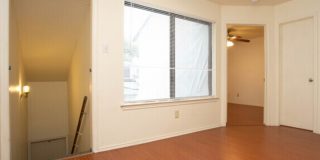Room in 2 Bedroom Home in Austin Gallery 10