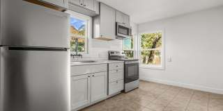 NEWLY RENOVATED 1 BED/1 BATH WITH FENCED BACKYARD Gallery 5