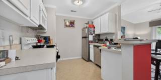 215 Knollwood Gallery 9