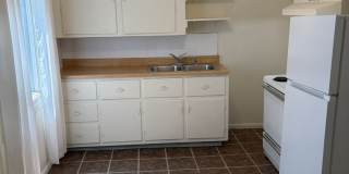 2 bedroom 1 bath house! Gallery 1