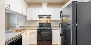 Pine Ridge Apartment Homes Gallery 25