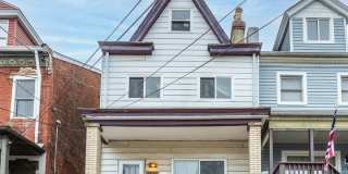 Available JULY 2026 - Spacious 3 Bedroom, 1.5 Bath w/ City Views! Gallery 3