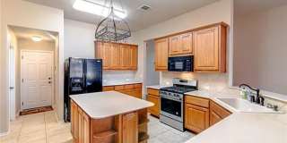 Spacious 4BR House in Pflugerville Gallery 6