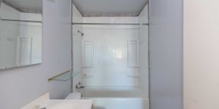 821 South Travis Street - 2 Gallery 14