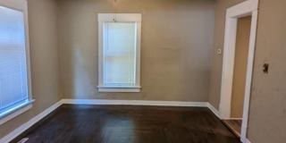 Charming 4-Bedroom Home Near Downtown & Kellogg Charming 4-Bedroom Home Near Downtown & Kellogg Gallery 1