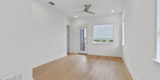 2050 Lohman's Spur road unit 804 Lakeway, TX 78734 Gallery 18
