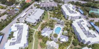 123 Bay Colony Drive N Gallery 2