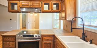 3 Bedroom | 2 Bathroom | 2 Car Garage | Fenced backyard | Nixa MO! | Nixa Schools! Gallery 13