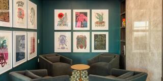 Dorian Gallery 28