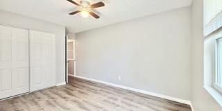 4091 58th Avenue North - F Gallery 12