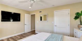 1591 Pegasus Gallery 46