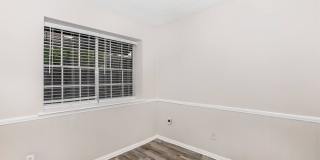 Townhouse West Gallery 48