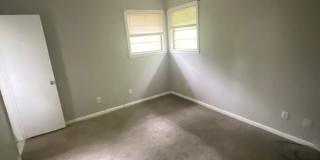 2718 East Benwood Drive- NEW Gallery 21