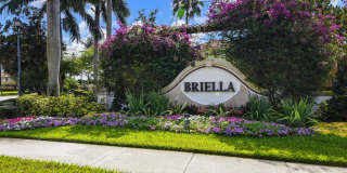 7392 BRIELLA Drive Gallery 1