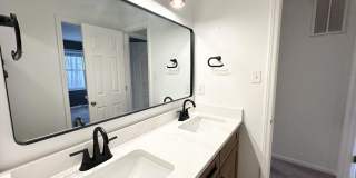 5649 Hamstead Crossing Gallery 16