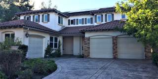 Gorgeous large single family home in Eastlake! Gallery 1