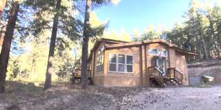 Jemez Mountains 3 bedroom with an open layout and large living areas and kitchen. Gallery 1