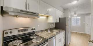 Parkwood Plaza Gallery 50