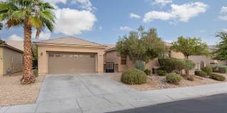 STALLION MOUNTAIN - HUGE 4 BEDROOM, 3 BATH UPGRADED SINGLE STORY Gallery 1