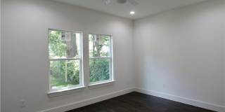 705 Harris Full - Modern Duplex 8 Bed / 7.5 Bath Available August 2027 Gallery 69