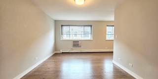 528 W Oakdale Gallery 1