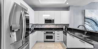 2640 Lake Shore Drive Gallery 11
