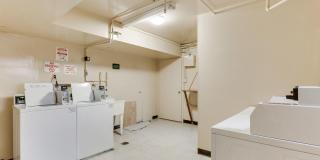 26 CANTERBURY Square unit: 202 Gallery 17