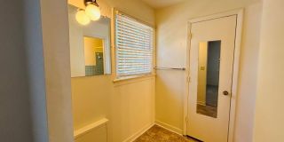 3 Bedroom 2.5 Bath Townhouse Gallery 12