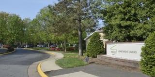 eaves Fair Lakes Gallery 33