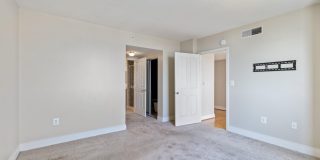 414 WATER Street Gallery 15