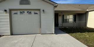 Maryville 37801 - 2 bedroom, 2 bath condo with a 1-car garage  sunroom - Call Tom Parry (865) 607-3649 Gallery 1