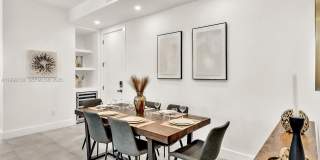 2100 Miami Rd Gallery 6