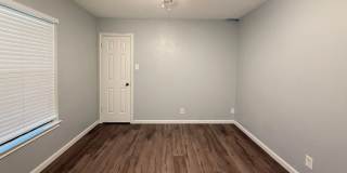Beautiful 3/2 Available for Immediate Move In! Gallery 21