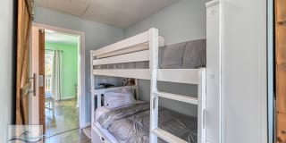 PERFECT ONE BEDROOM OFF-SEASON RENTAL AVAILABLE AFTER LABOR DAY Gallery 9