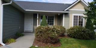 Lovely 3 bedroom 2 bath Rancher home in the Woodbridge community Gallery 1