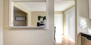 Courtyard Apartments Gallery 18